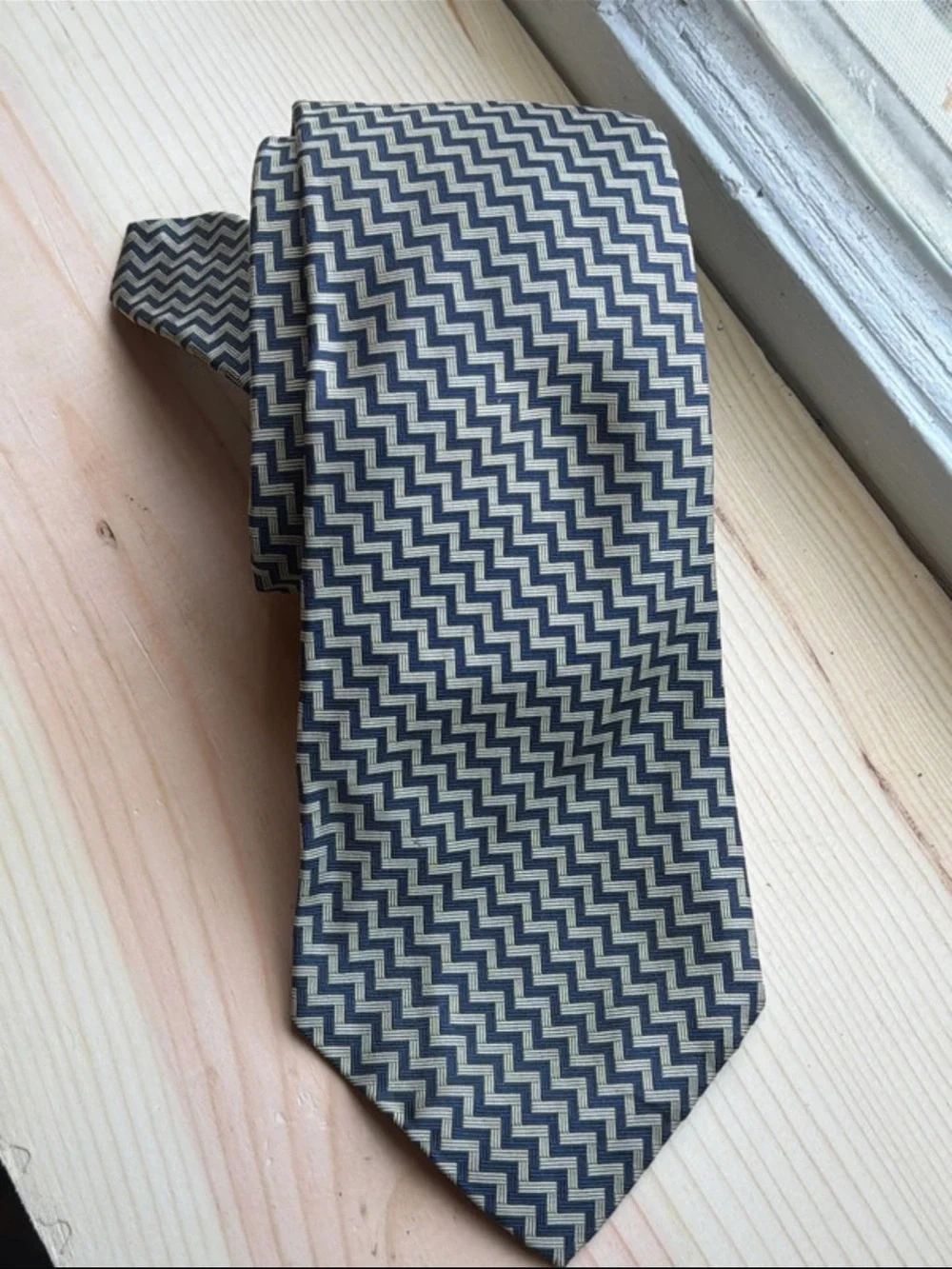 Ralph Lauren Chevron Zigzag Tie in Navy and Gold